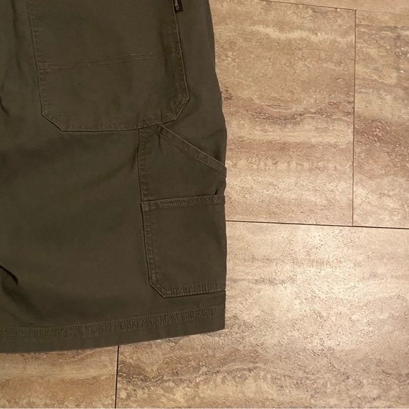 Wolverine Carpenter Shorts Mens 40 Olive Green Casual Bermuda Workwear - Picture 8 of 12